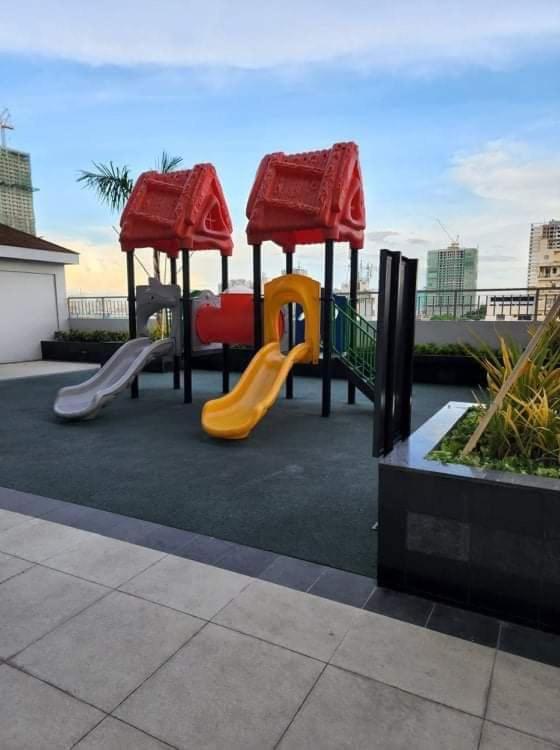 Coast Stay By J 40Th Floor Penthouse Manila Exterior foto